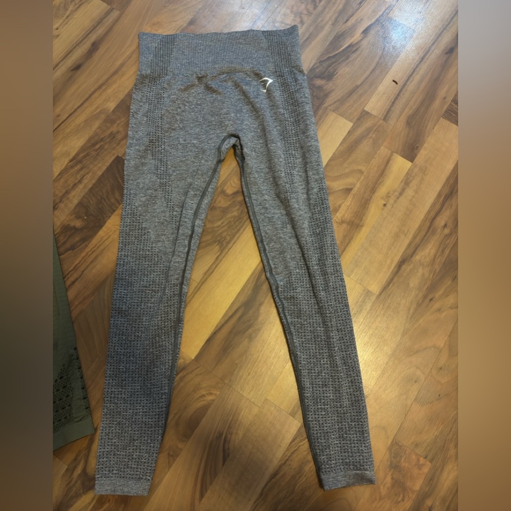 Gym shark grey leggings small